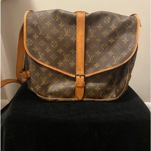 Authentic Louis Vuitton Messenger Bag